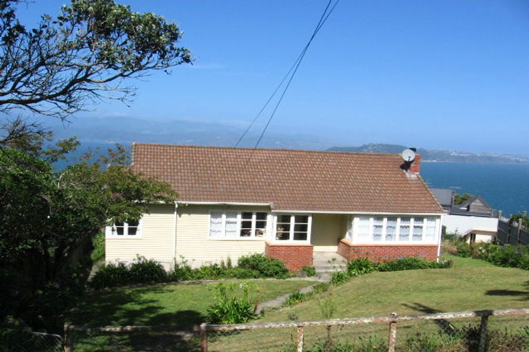 Photo of property in 73 Homebush Road, Khandallah, Wellington, 6035