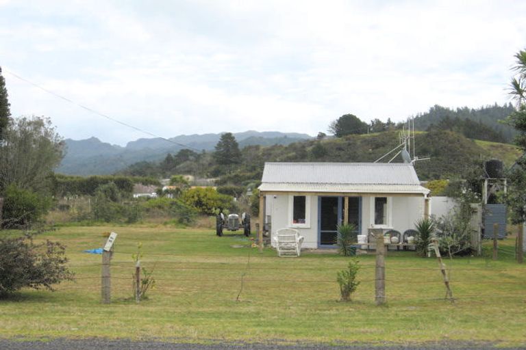 Photo of property in 157 Ocean Beach Road, Tairua, 3508