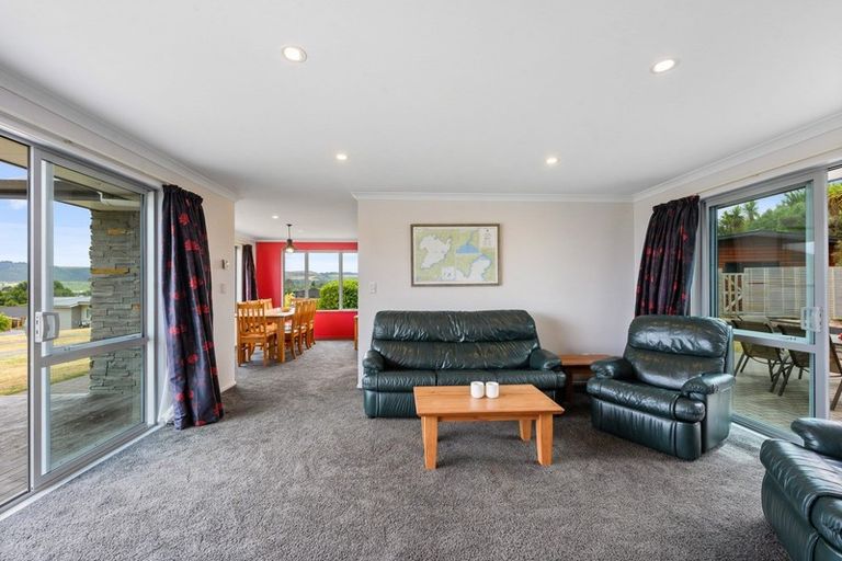 Photo of property in 4 Kestrel Lane, Kinloch, Taupo, 3377