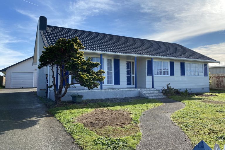 Photo of property in 46 Lee Street, Castlecliff, Whanganui, 4501