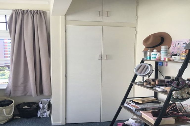 Photo of property in 21a Clifton Terrace, Kelburn, Wellington, 6012