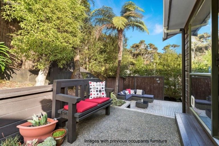 Photo of property in 2/46 Powrie Street, Glenfield, Auckland, 0629