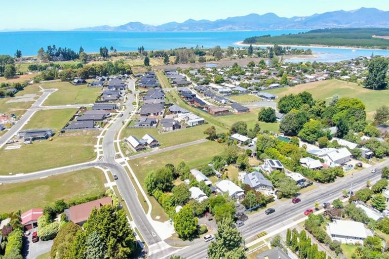 Photo of property in 100 Aranui Road, Mapua, 7005