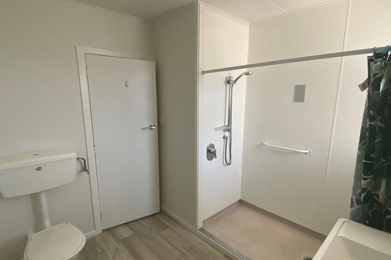 Photo of property in 2/408 Avenue Road West, Hastings, 4122