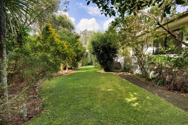 Photo of property in 48 Resolution Road, Welcome Bay, Tauranga, 3112