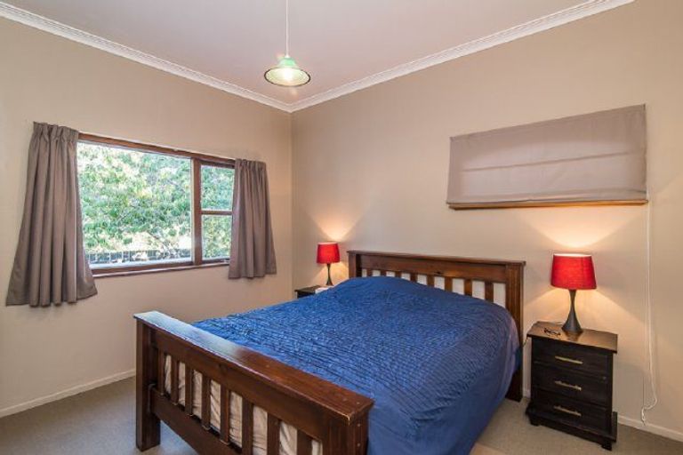 Photo of property in 111 Arawhata Road, Paraparaumu, 5032