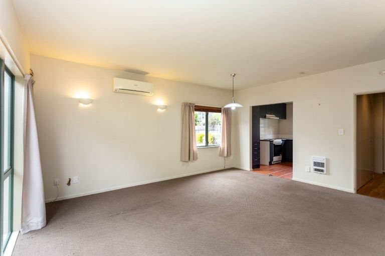 Photo of property in 3/36 Champion Street, Edgeware, Christchurch, 8013
