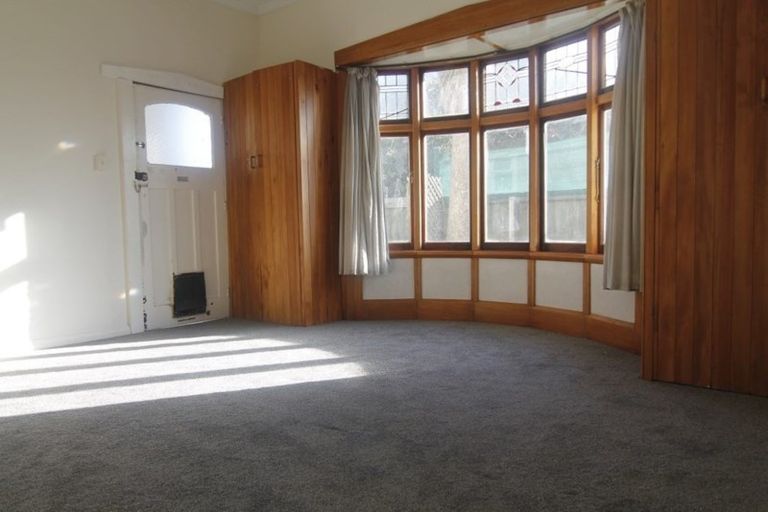 Photo of property in 38 Cleveland Street, Edgeware, Christchurch, 8013