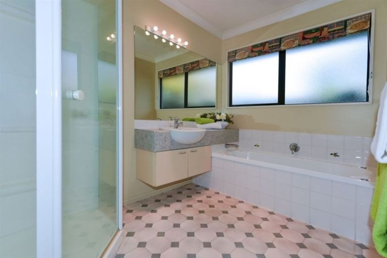 Photo of property in 58 Cridland Street East, Kaiapoi, 7630