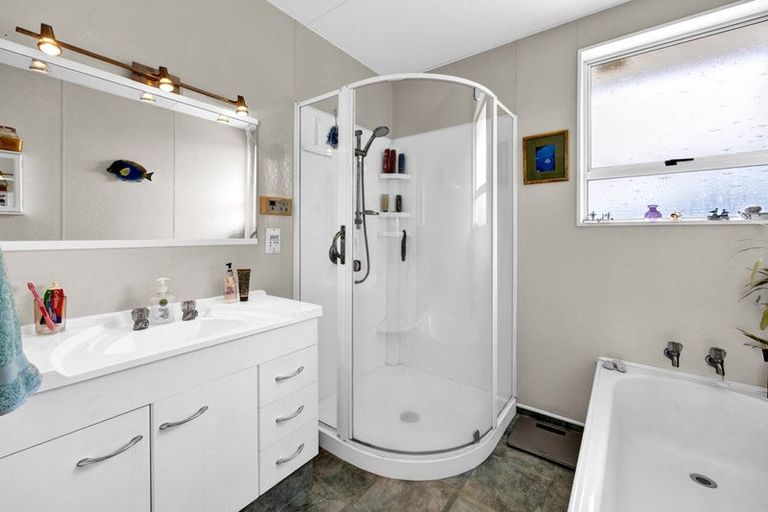 Photo of property in 145 Parklands Avenue, Bell Block, New Plymouth, 4312