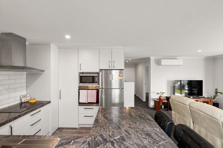 Photo of property in 56 Ruba Way, Ohauiti, Tauranga, 3112