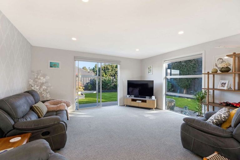 Photo of property in 12b Awa Place, Rangiora, 7400