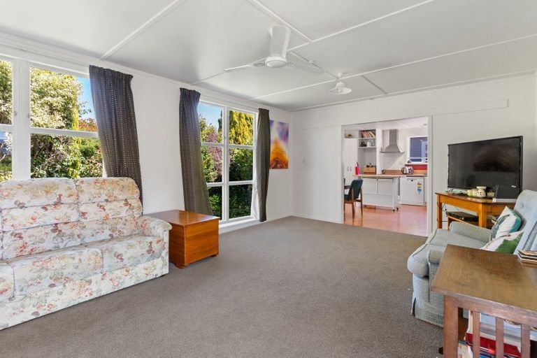 Photo of property in 5 Yule Grove, Greytown, 5712