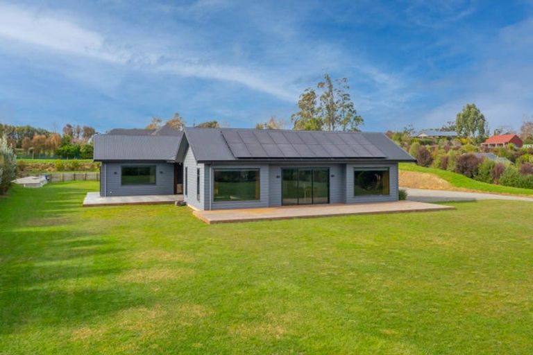 Photo of property in 18d Graingers Lane, Waipukurau, 4282