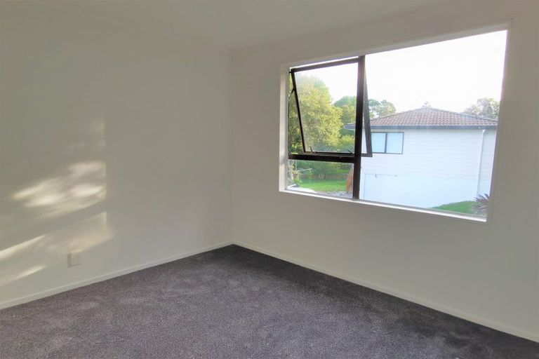 Photo of property in 26 Chislehurst Street, Henderson, Auckland, 0612