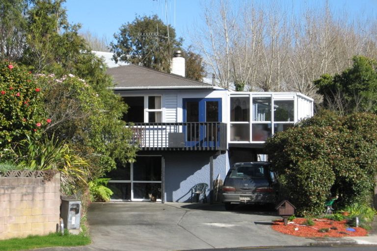 Photo of property in 18 Butler Place, Te Kamo, Whangarei, 0112