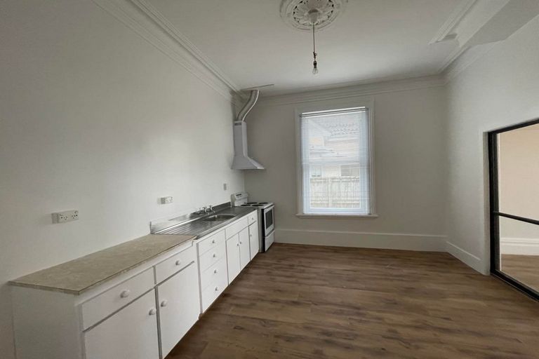 Photo of property in 76 Queens Drive, Saint Kilda, Dunedin, 9012