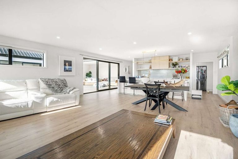 Photo of property in 2 Elm Tree Lane, Huntingdon, Ashburton, 7774