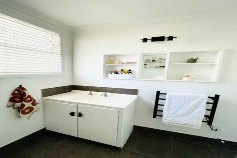 Photo of property in 14a Sinclair Street, Greerton, Tauranga, 3112