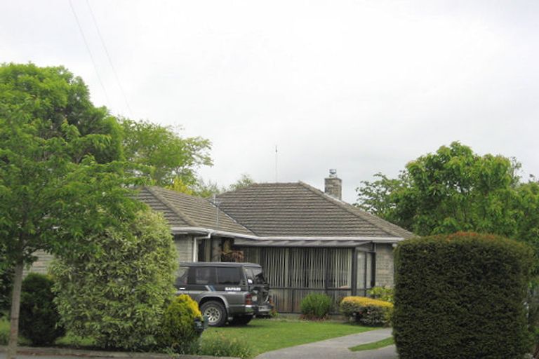 Photo of property in 47 Liverton Crescent, Bishopdale, Christchurch, 8053