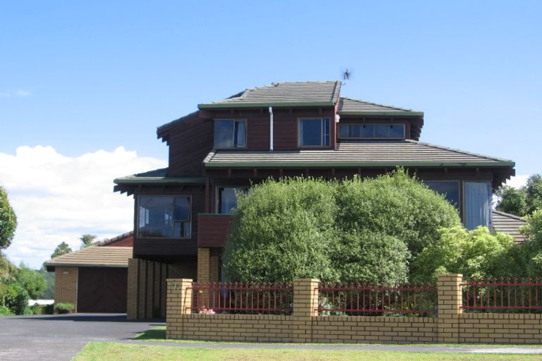 Photo of property in 56 Gulf View Road, Murrays Bay, Auckland, 0630