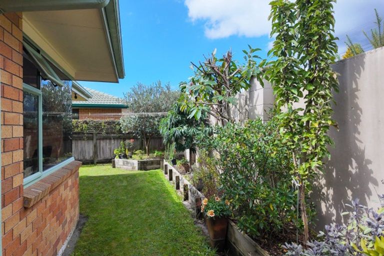 Photo of property in 7 Elmbridge Place, Owhata, Rotorua, 3010