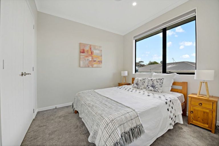 Photo of property in 18 Laurelwood Avenue, Pukekohe, 2120