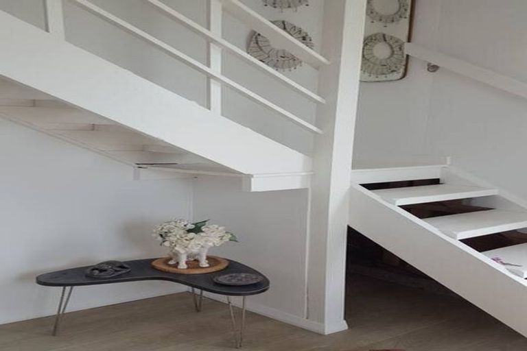 Photo of property in 122 Beach Road, Haumoana, 4102