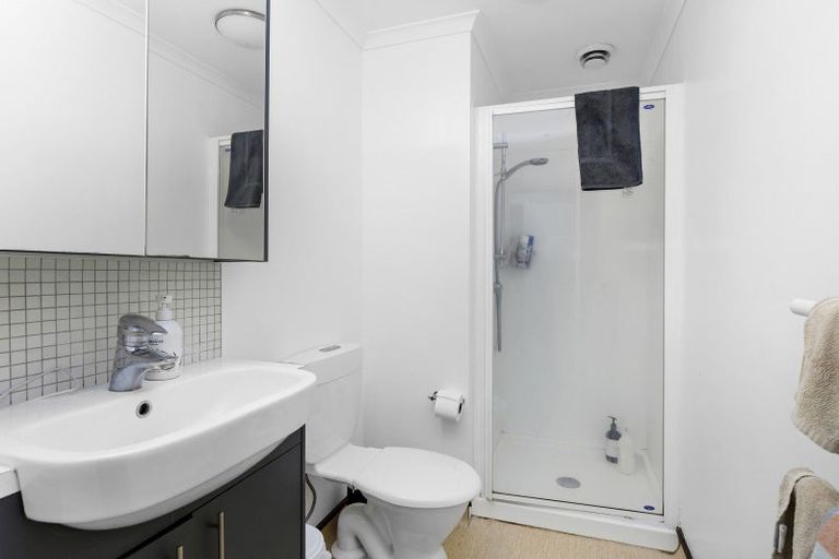 Photo of property in Monvie Apartments, 212/15 Holland Street, Te Aro, Wellington, 6011