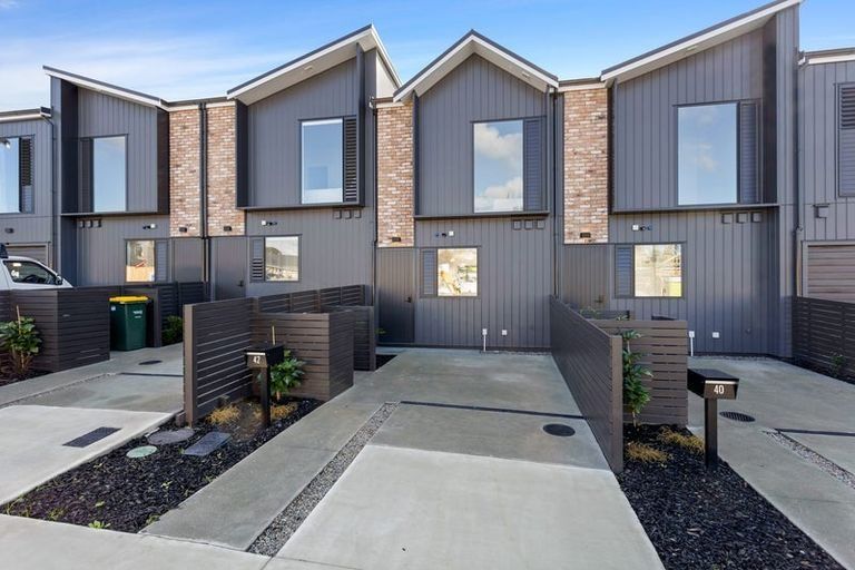 Photo of property in 42 Cambie Avenue, Red Beach, 0932