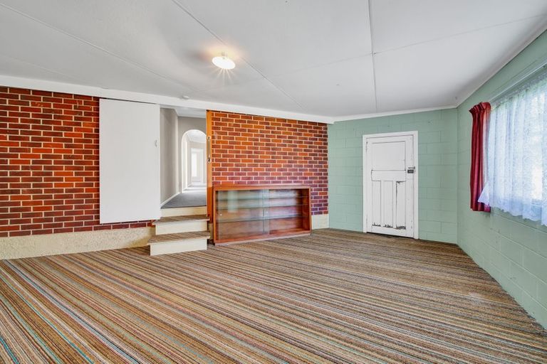 Photo of property in 39 Gloucester Street, Patea, 4520