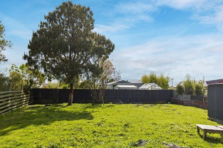 Photo of property in 16 Coronation Street, Waimate, 7924