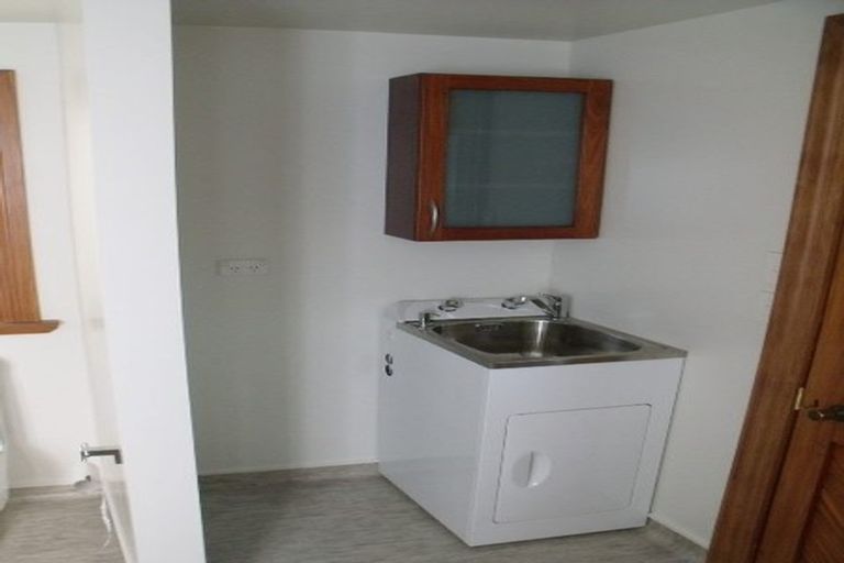 Photo of property in 27 Moffitt Street, Vogeltown, Wellington, 6021