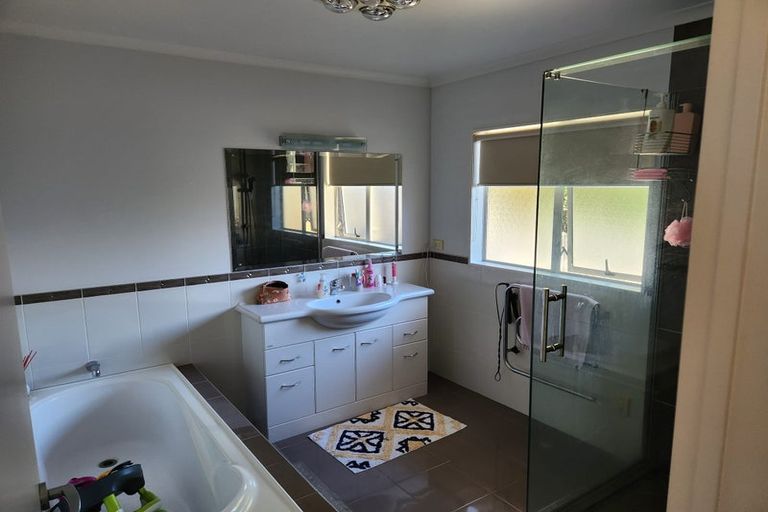 Photo of property in 171b Cook Street, Howick, Auckland, 2014