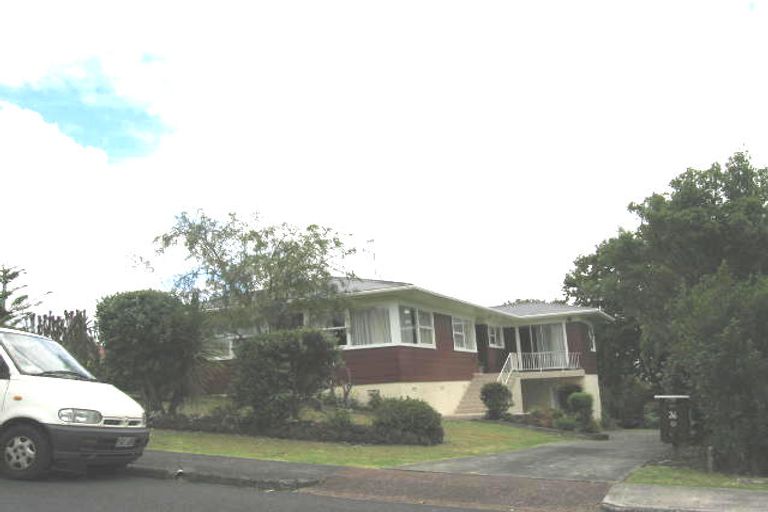 Photo of property in 26 Catalina Crescent, Forrest Hill, Auckland, 0620