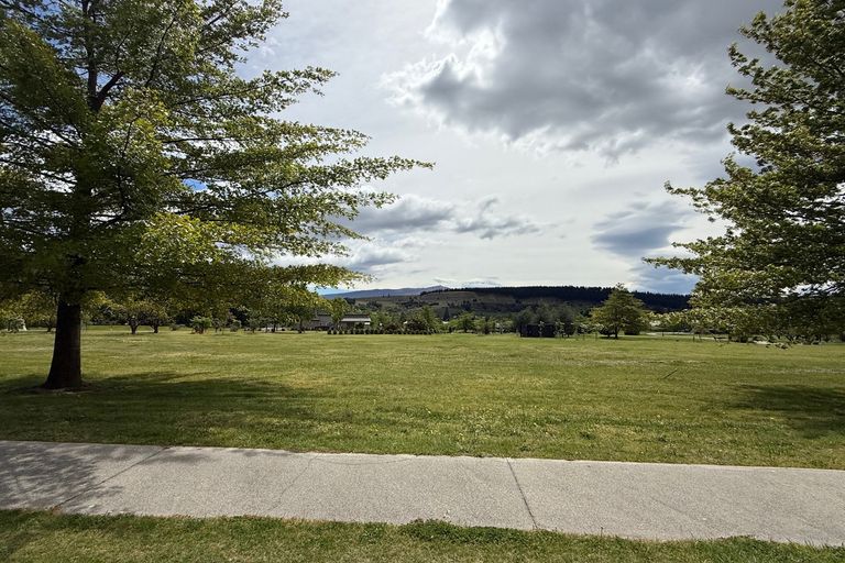 Photo of property in 1 Paulin Road, Earnscleugh, Alexandra, 9391