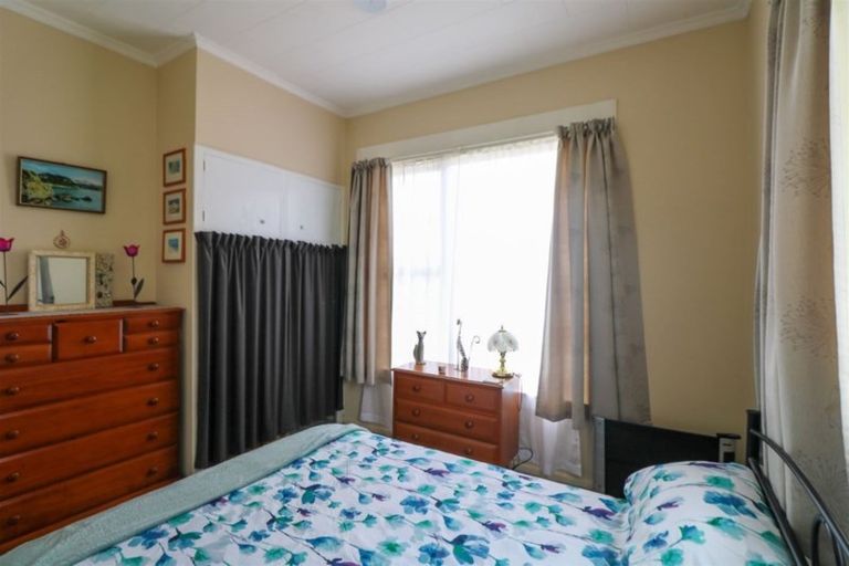 Photo of property in 53 Raymond Street, West End, Timaru, 7910