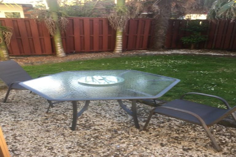 Photo of property in 3/1 Gulf Crest, Bucklands Beach, Auckland, 2012