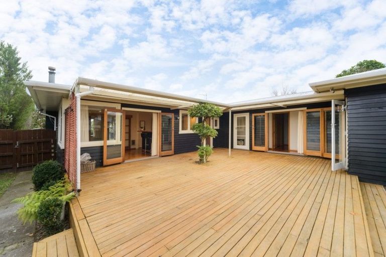 Photo of property in 7 Buick Crescent, Awapuni, Palmerston North, 4412