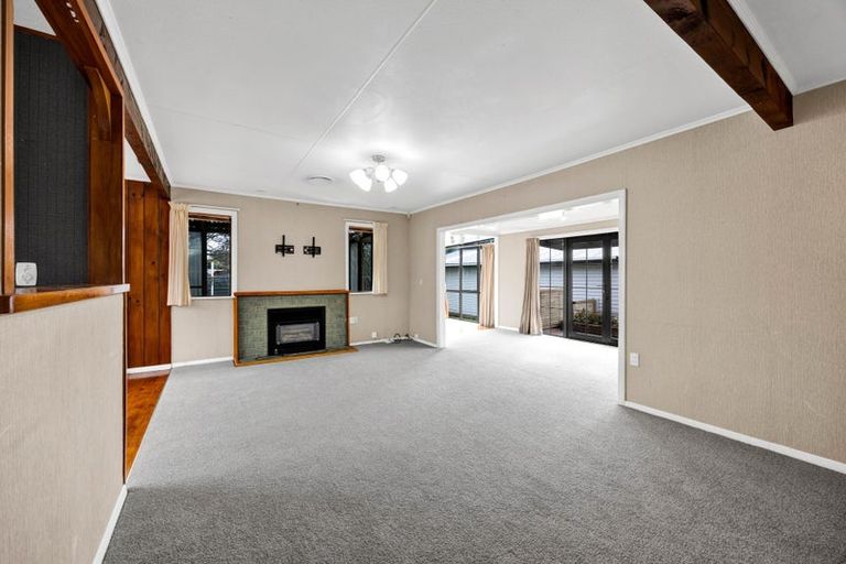 Photo of property in 96 Fairfield Road, Hawera, 4610