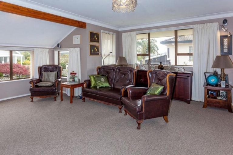 Photo of property in 133 Durrant Drive, Whangamata, 3620