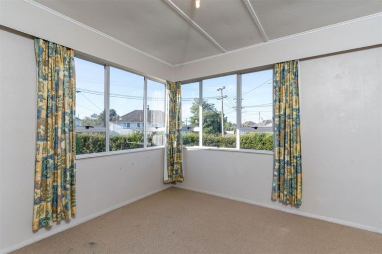 Photo of property in 1 Montgomery Place, Lansdowne, Masterton, 5810