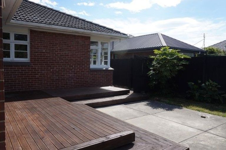 Photo of property in 1/44 Kathleen Crescent, Hornby, Christchurch, 8042