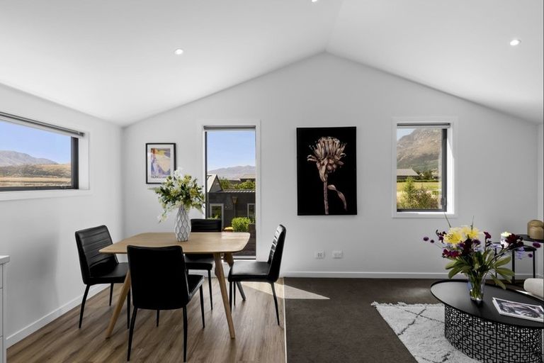 Photo of property in 3 Kintyre Court, Jacks Point, Queenstown, 9371