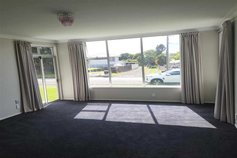 Photo of property in 6b Murray Street, Wallaceville, Upper Hutt, 5018