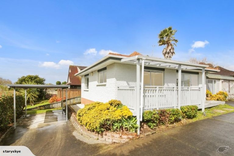 Photo of property in 11a Rapallo Place, Farm Cove, Auckland, 2012