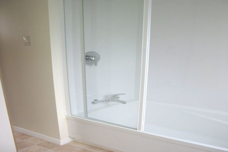 Photo of property in 1b Horoeka Street, Stokes Valley, Lower Hutt, 5019