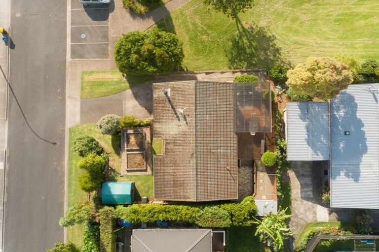 Photo of property in 1 Rutherford Street, Otumoetai, Tauranga, 3110