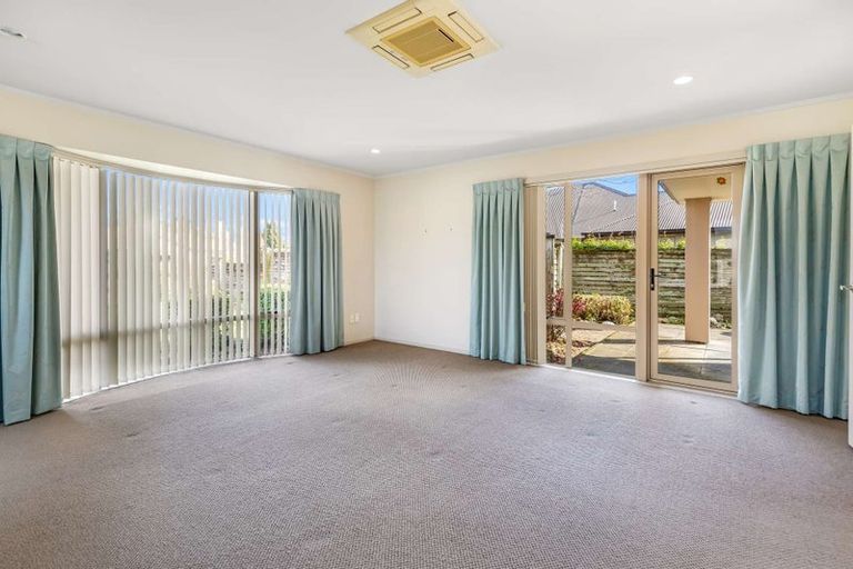 Photo of property in 7 Corfe Castle Lane, Levin, 5510