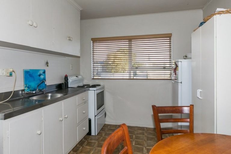 Photo of property in 16 Guildford Street, Tamatea, Napier, 4112